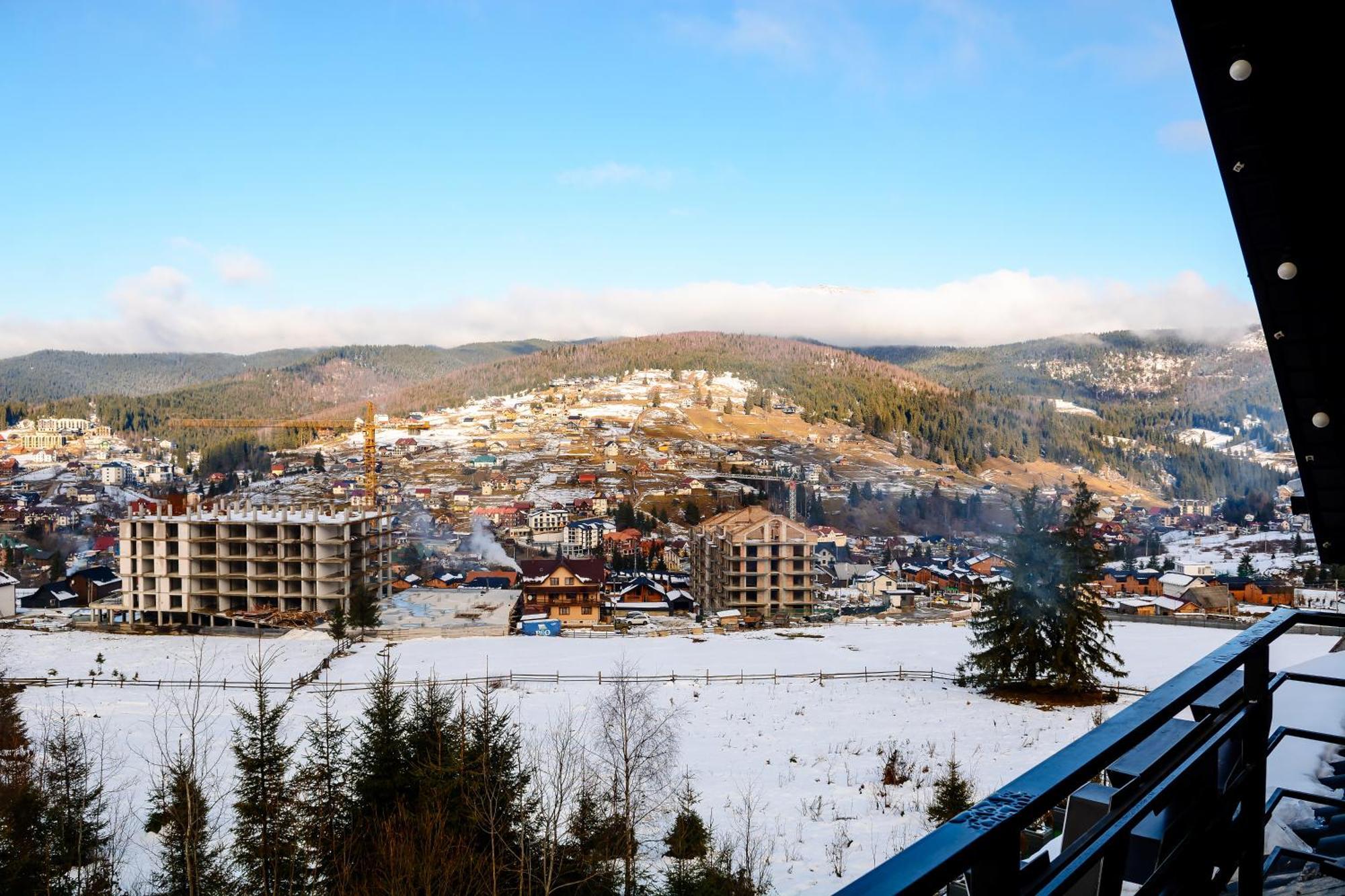 Севеней Готель Bukovel Bagian luar foto