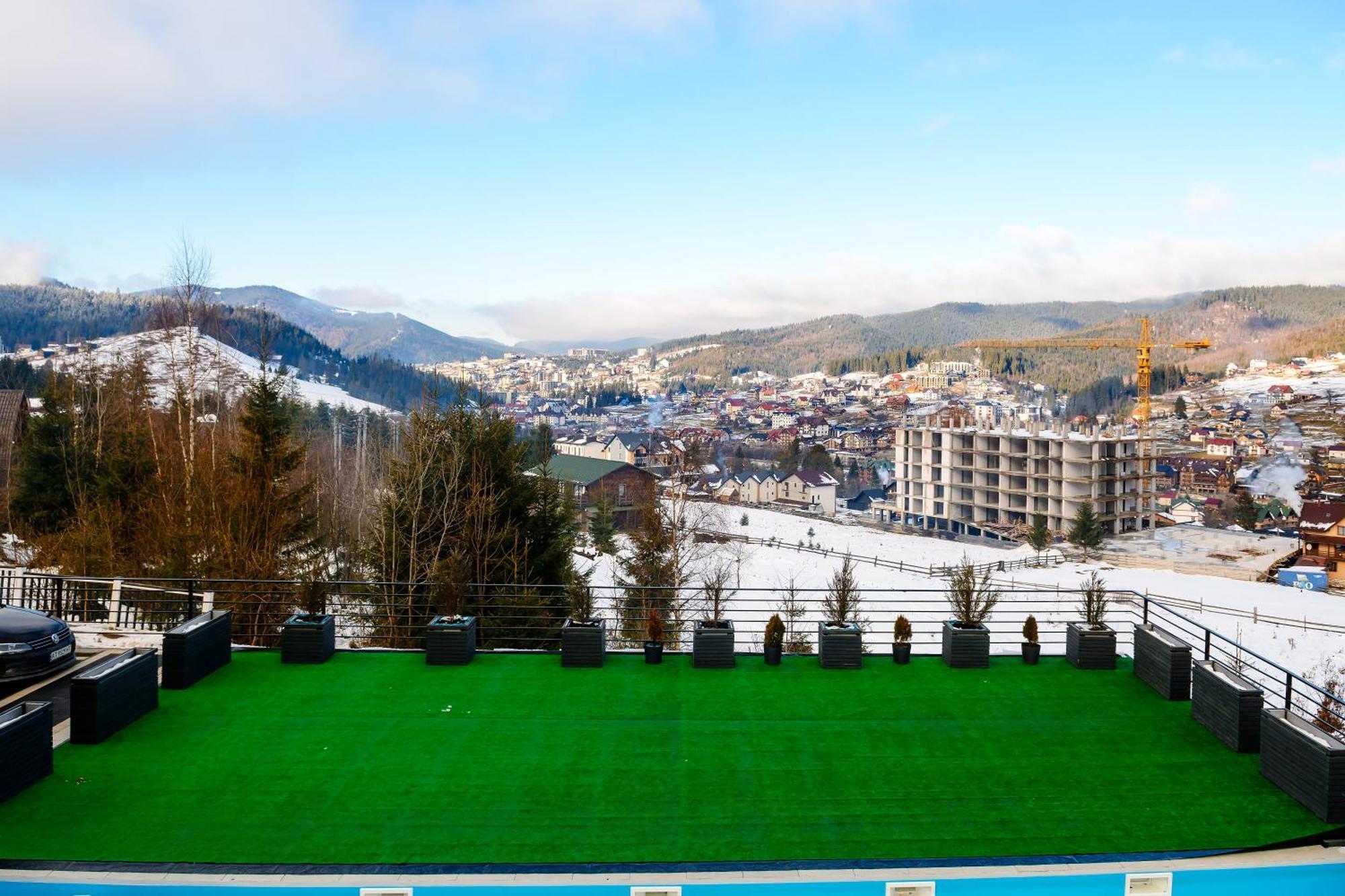 Севеней Готель Bukovel Bagian luar foto